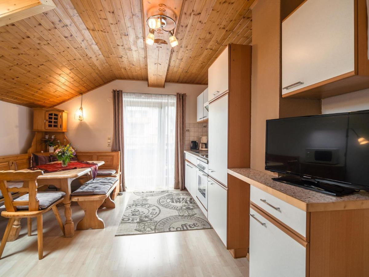 Apartment In Tr Polach Carinthia With Pool Tröpolach Exteriér fotografie